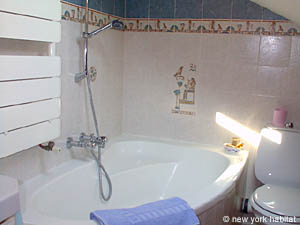 South France 7 Bedrooms - Mas accommodation bed breakfast - bathroom 5 (PR-453) photo 2 of 2