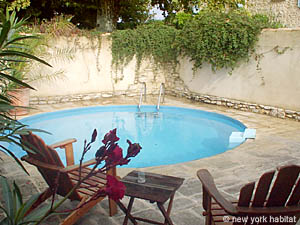 Sud de la France - Avignon et sa r&eacute;gion - Studio/T1 - Bungalow appartements location vacances - Appartement r&eacute;f&eacute;rence PR-454