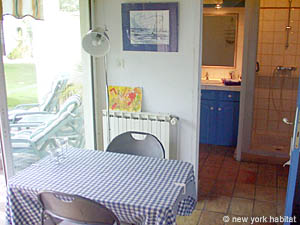 Sud de la France - Avignon et sa r&eacute;gion - Studio/T1 - Bungalow appartements location vacances - s&eacute;jour (PR-454) photo 5 de 5