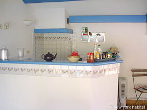 Sud de la France - Avignon et sa r&eacute;gion - Studio/T1 - Bungalow appartements location vacances - cuisine (PR-454) photo 2 de 2
