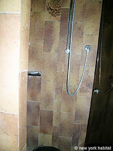 Sud de la France - C&ocirc;te d'Azur - T7 - Villa appartements location vacances - chambre 1 (PR-475) photo 1 de 6
