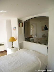 Sud de la France - C&ocirc;te d'Azur - T7 - Villa appartements location vacances - chambre 1 (PR-475) photo 6 de 6