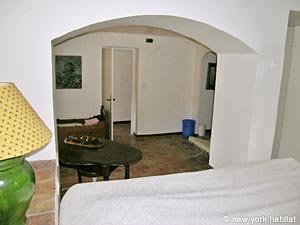 Sud de la France - C&ocirc;te d'Azur - T7 - Villa appartements location vacances - chambre 2 (PR-475) photo 8 de 10