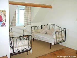 Sud de la France - Alpes du Sud - T7 appartements location vacances - chambre 1 (PR-476) photo 8 de 12