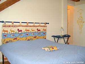 Sud de la France - Alpes du Sud - T7 appartements location vacances - chambre 5 (PR-476) photo 1 de 3