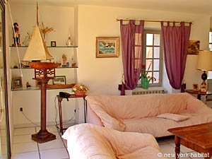 Sud della Francia - Provenza - 5 Camere da letto - Casa di campagna appartamento casa vacanze - soggiorno (PR-493) photo 3 di 15