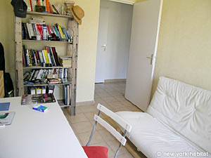 Sud della Francia - Provenza - 2 Camere da letto appartamento casa vacanze - camera 1 (PR-495) photo 3 di 5 Sud della Francia - Provenza - 2 Camere da letto appartamento casa vacanze - camera 1 (PR-495) photo 3 di 5