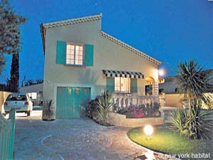 South France - Avignon Region - 4 Bedroom - Villa accommodation - other (PR-500) photo 2 of 9