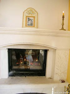 South France - Avignon Region - 4 Bedroom - Villa accommodation - living room (PR-500) photo 8 of 12