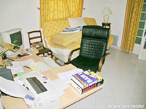 South France - Avignon Region - 4 Bedroom - Villa accommodation - bedroom 1 (PR-500) photo 1 of 2
