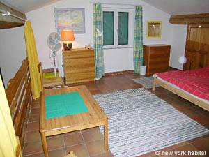 South of France - French Riviera - 2 Bedroom - Maison de Village apartment - bedroom 2 (PR-501) photo 3 of 4