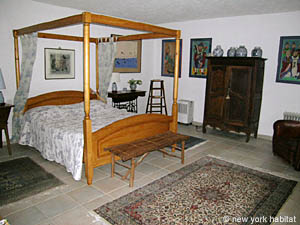 S&uuml;dfrankreich - Avignon und Umgebung - 4 Zimmer - Villa wohnung bed breakfast - schlafzimmer 1 (PR-504) photo 2 von 7