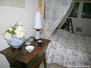 S&uuml;dfrankreich - Avignon und Umgebung - 4 Zimmer - Villa wohnung bed breakfast - schlafzimmer 1 (PR-504) photo 7 von 7