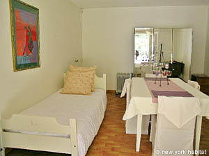 Sur de Francia - Aix en Provence - Marsella - 2 Dormitorios - Casa de Campo apartamento - sala (PR-518) photo 1 de 5