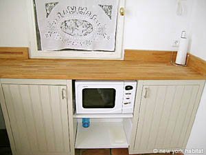 South France - Provence Luberon - Studio - Maison de Village - Villa accommodation bed breakfast - Apartment reference PR-533