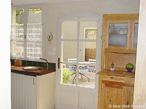 Sud della Francia - Provenza - Luberon - 2 Camere da letto - Casa di campagna appartamento casa vacanze - cucina (PR-534) photo 7 di 7