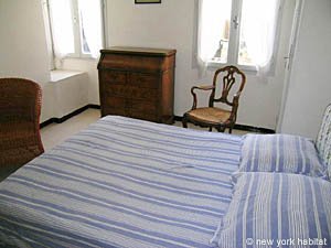 S&uuml;dfrankreich - C&ocirc;te d'Azur - 3 Zimmer - Duplex - Villa ferienwohnung - schlafzimmer 1 (PR-537) photo 3 von 5