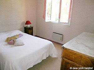 Sur de Francia - Provenza - 3 Dormitorios - Villa alojamiento - dormitorio 1 (PR-540) photo 6 de 8
