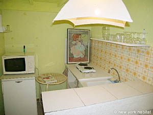 South France - Aix en Provence - Marseilles - Studio accommodation - kitchen (PR-543) photo 2 of 4