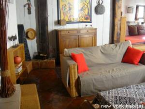 Sur de Francia - Provenza - 1 Dormitorio - Loft alojamiento - sala (PR-549) photo 2 de 8 Sur de Francia - Provenza - 1 Dormitorio - Loft alojamiento - sala (PR-549) photo 2 de 8