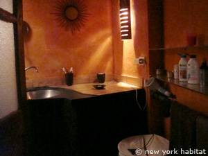 Sur de Francia - Provenza - 1 Dormitorio - Loft alojamiento - baño 1 (PR-549) photo 1 de 4 Sur de Francia - Provenza - 1 Dormitorio - Loft alojamiento - baño 1 (PR-549) photo 1 de 4