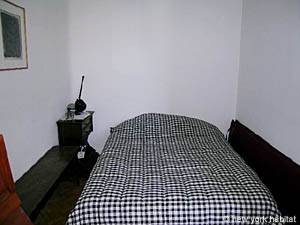 Schlafzimmer - Photo 2 von 3