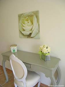 South France - Alpilles - 4 Bedroom - Villa accommodation - bedroom 1 (PR-556) photo 5 of 5