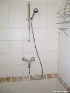 South France - Alpilles - 4 Bedroom - Villa accommodation - bathroom 1 (PR-556) photo 3 of 5