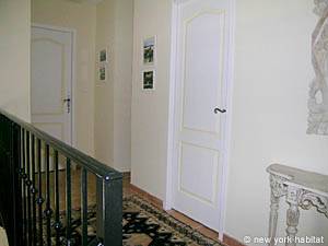 South France - Alpilles - 4 Bedroom - Villa accommodation - bedroom 2 (PR-556) photo 1 of 6