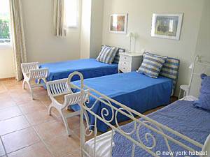 South France - Alpilles - 4 Bedroom - Villa accommodation - bedroom 3 (PR-556) photo 1 of 4