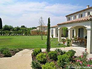 South France - Alpilles - 4 Bedroom - Villa accommodation - other (PR-556) photo 8 of 17