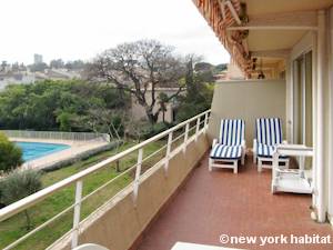 Sud de la France - C&ocirc;te d'Azur - T4 appartement location vacances - chambre 1 (PR-562) photo 4 sur 5