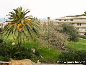 Sud de la France - C&ocirc;te d'Azur - T4 appartement location vacances - chambre 2 (PR-562) photo 5 sur 5