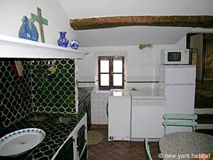 South France - Provence Luberon - 2 Bedroom - Duplex accommodation - kitchen 1 (PR-570) photo 8 of 8