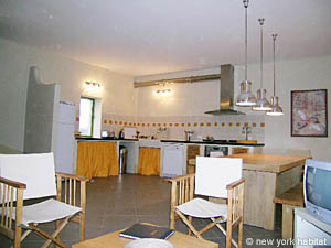 Sud de la France - Avignon et sa r&eacute;gion - T4 - Mas appartements location vacances - s&eacute;jour (PR-591) photo 4 de 8