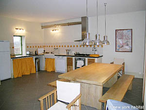 Sud de la France - Avignon et sa r&eacute;gion - T4 - Mas appartements location vacances - s&eacute;jour (PR-591) photo 5 de 8