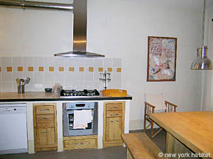 Sud de la France - Avignon et sa r&eacute;gion - T4 - Mas appartements location vacances - cuisine (PR-591) photo 8 de 13