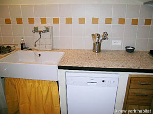 Sud de la France - Avignon et sa r&eacute;gion - T4 - Mas appartements location vacances - cuisine (PR-591) photo 10 de 13
