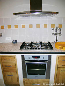 Sud de la France - Avignon et sa r&eacute;gion - T4 - Mas appartements location vacances - cuisine (PR-591) photo 11 de 13