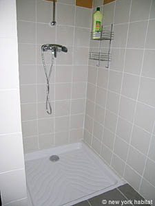 Sud della Francia - Regione di Avignone - 2 Camere - Mas appartamento casa vacanze - bagno 1 (PR-592) photo 2 di 3