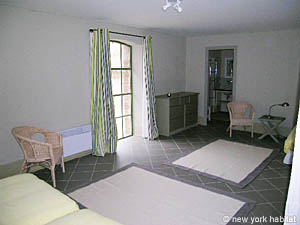 Sud della Francia - Regione di Avignone - 2 Camere - Mas appartamento casa vacanze - camera 2 (PR-592) photo 5 di 11