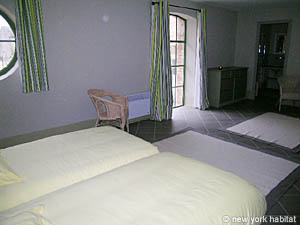 Sud della Francia - Regione di Avignone - 2 Camere - Mas appartamento casa vacanze - camera 2 (PR-592) photo 8 di 11