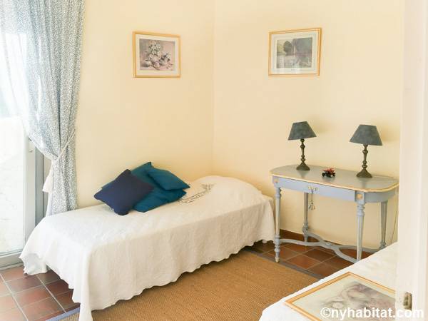 Sud della Francia 5 Camere - Triplex - Villa appartamento casa vacanze - bagno 1 (PR-601) photo 4 di 5