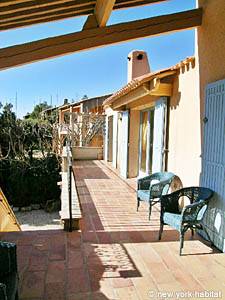 S&uuml;dfrankreich - Avignon und Umgebung - 5 Zimmer ferienwohnung - wohnzimmer (PR-603) photo 11 von 14