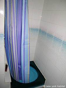 South of France - Provence - 4 Bedroom - Villa accommodation - bathroom 2 (PR-603) photo 2 of 3