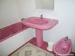 South of France - Provence - 4 Bedroom - Villa accommodation - bathroom 3 (PR-603) photo 1 of 2