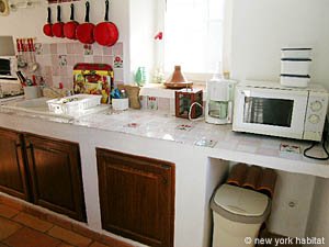 Sud de la France T2 - Maison de Village appartements location vacances - cuisine (PR-607) photo 4 de 4