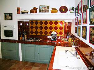 Sud della Francia - Alpilles - 4 Camere - Villa appartamento casa vacanze - cucina (PR-608) photo 4 di 14