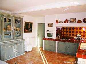 Sud della Francia - Alpilles - 4 Camere - Villa appartamento casa vacanze - cucina (PR-608) photo 8 di 14