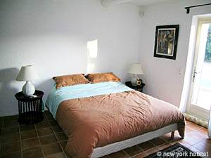 Sud della Francia - Alpilles - 4 Camere - Villa appartamento casa vacanze - camera 1 (PR-608) photo 2 di 7